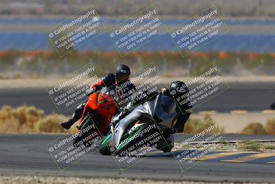 media/Apr-10-2022-SoCal Trackdays (Sun) [[f104b12566]]/Turn 14 (10am)/